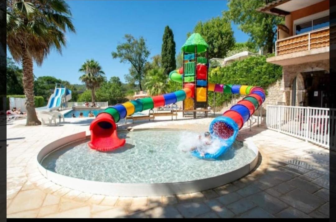 Les Arcs-sur-Argens Mobil Home L'Eau Vive מראה חיצוני תמונה